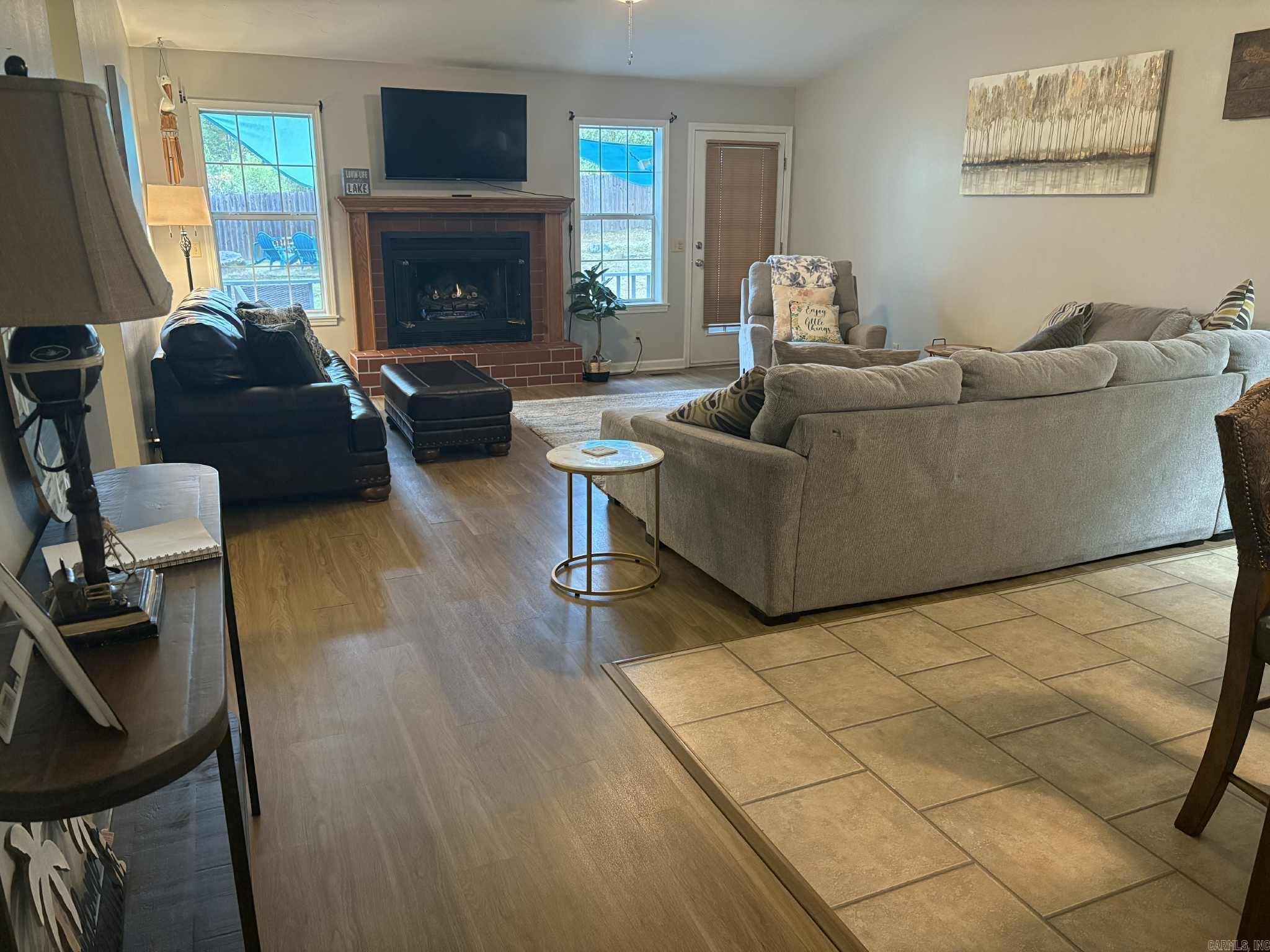 ARROWHEAD VILLAGE - Residential