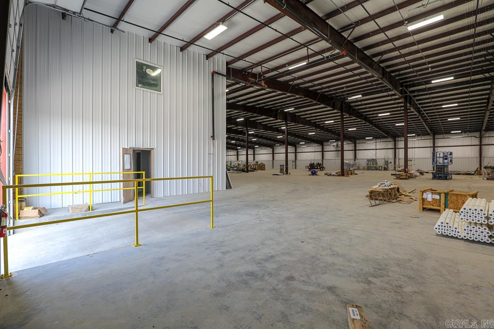 Metes & Bounds - Commercial Lease