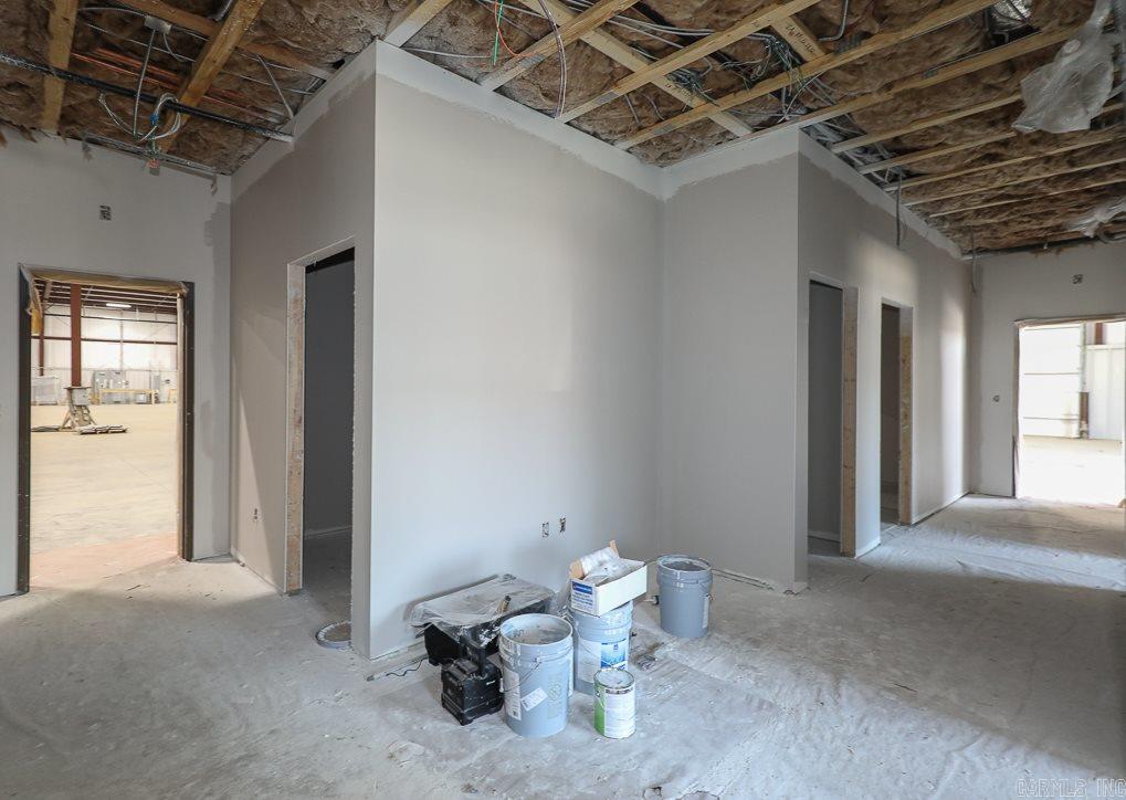 Metes & Bounds - Commercial Lease