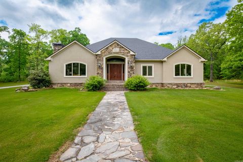 Photo of 1 Longwood Road, Little Rock, AR 72223 (MLS # 26005924)