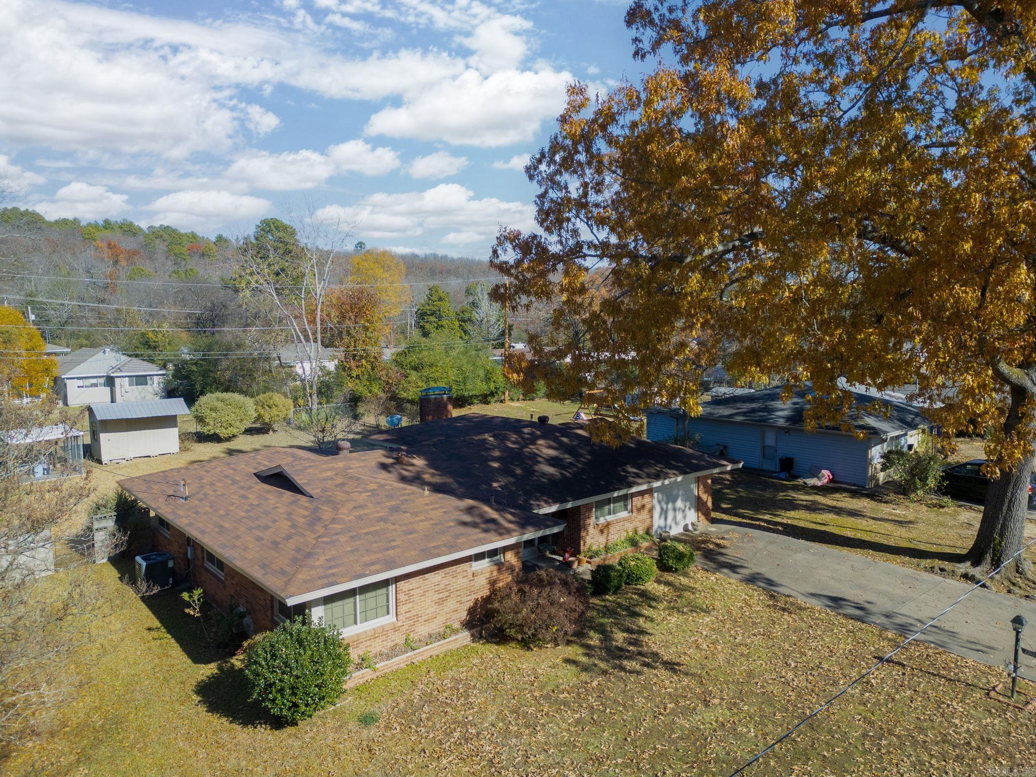 RANCH ESTATE - Residential