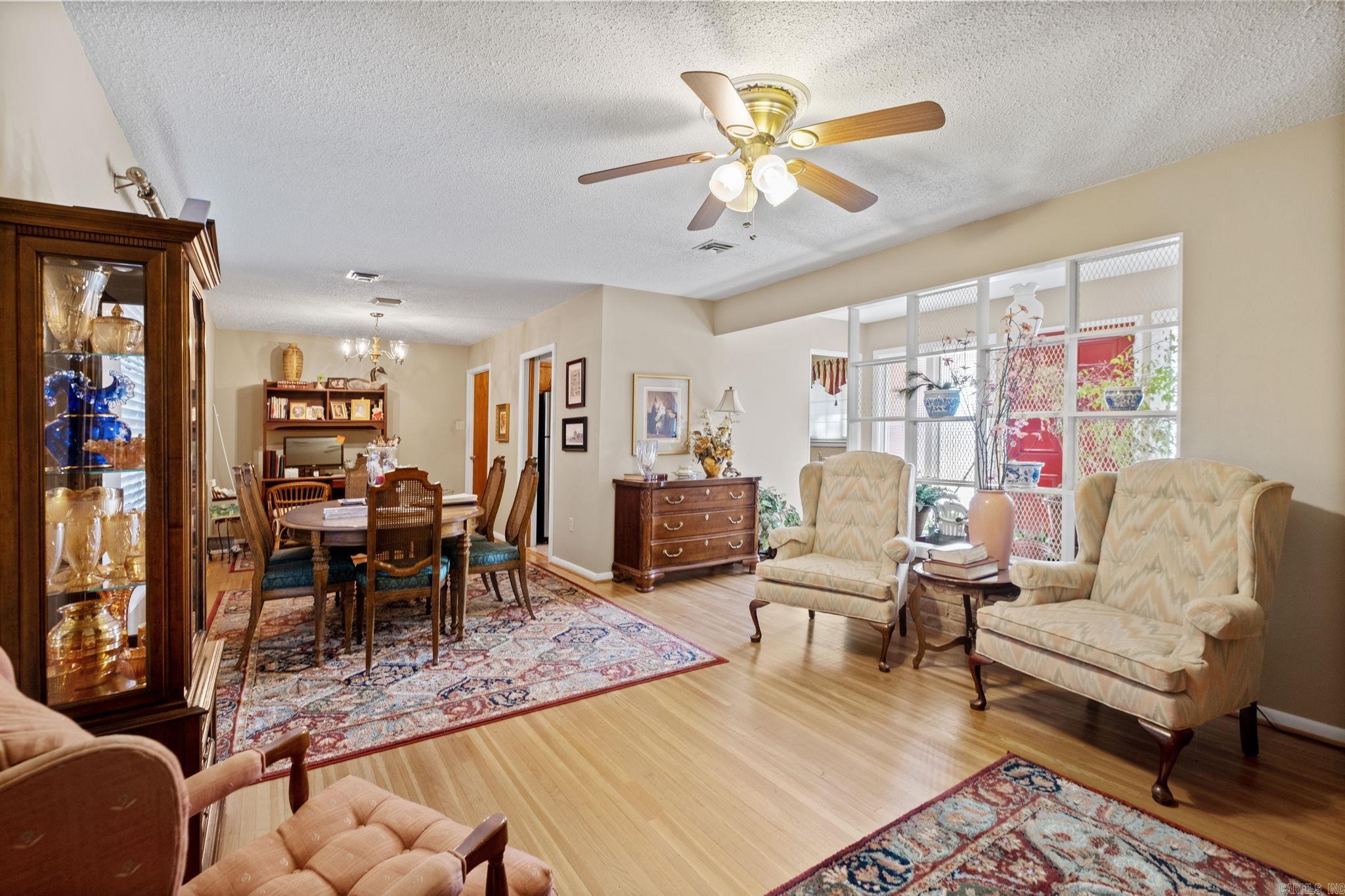 RANCH ESTATE - Residential