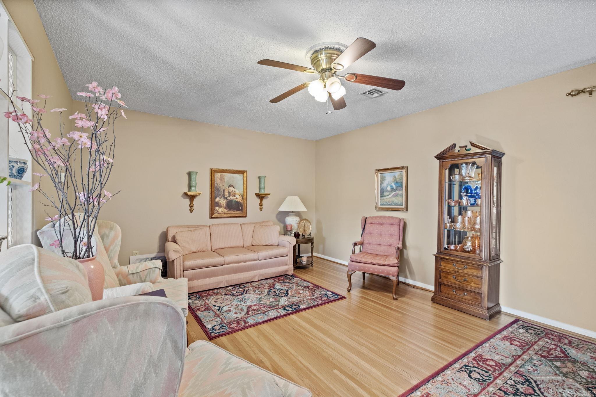 RANCH ESTATE - Residential