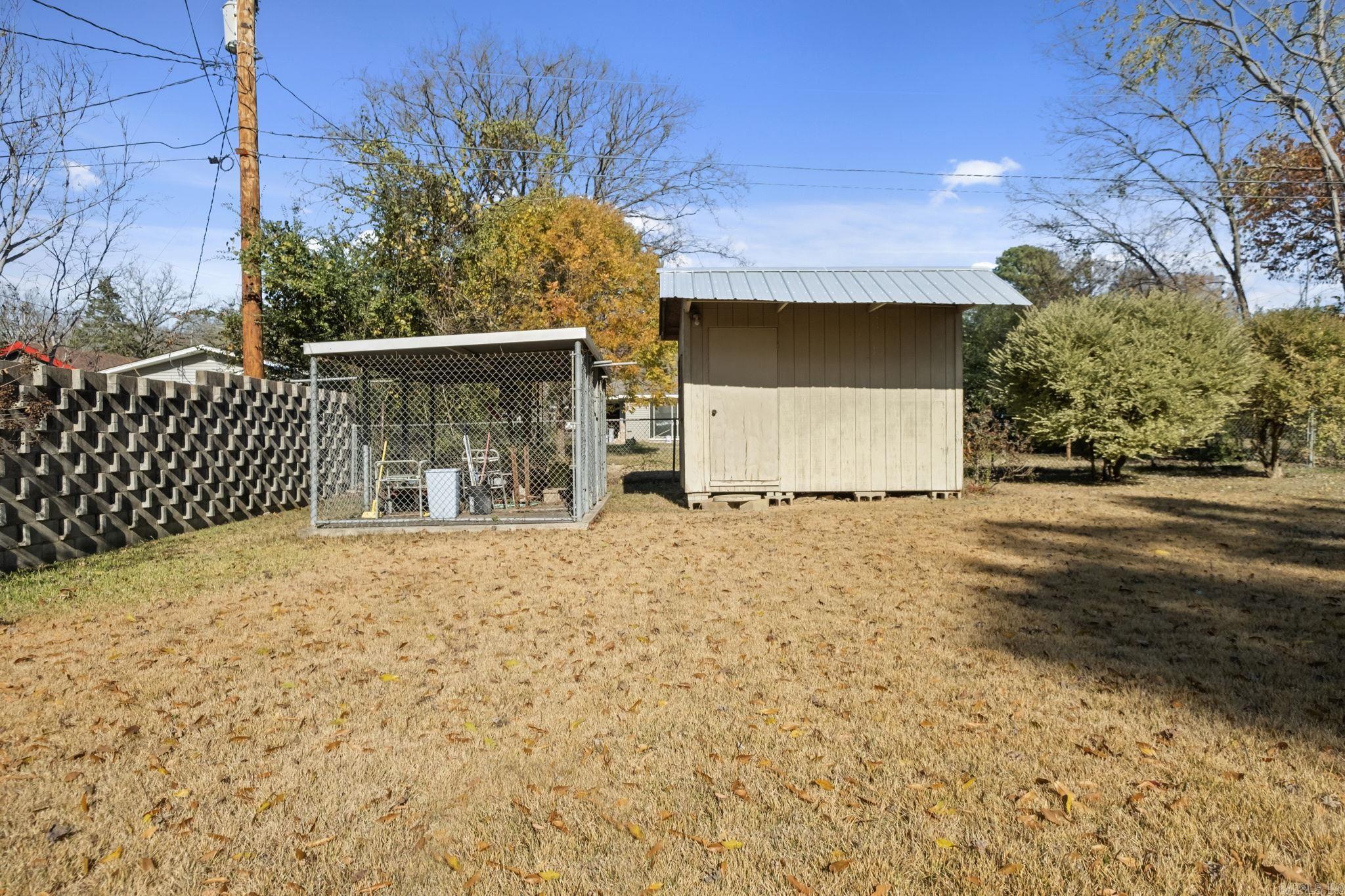 RANCH ESTATE - Residential