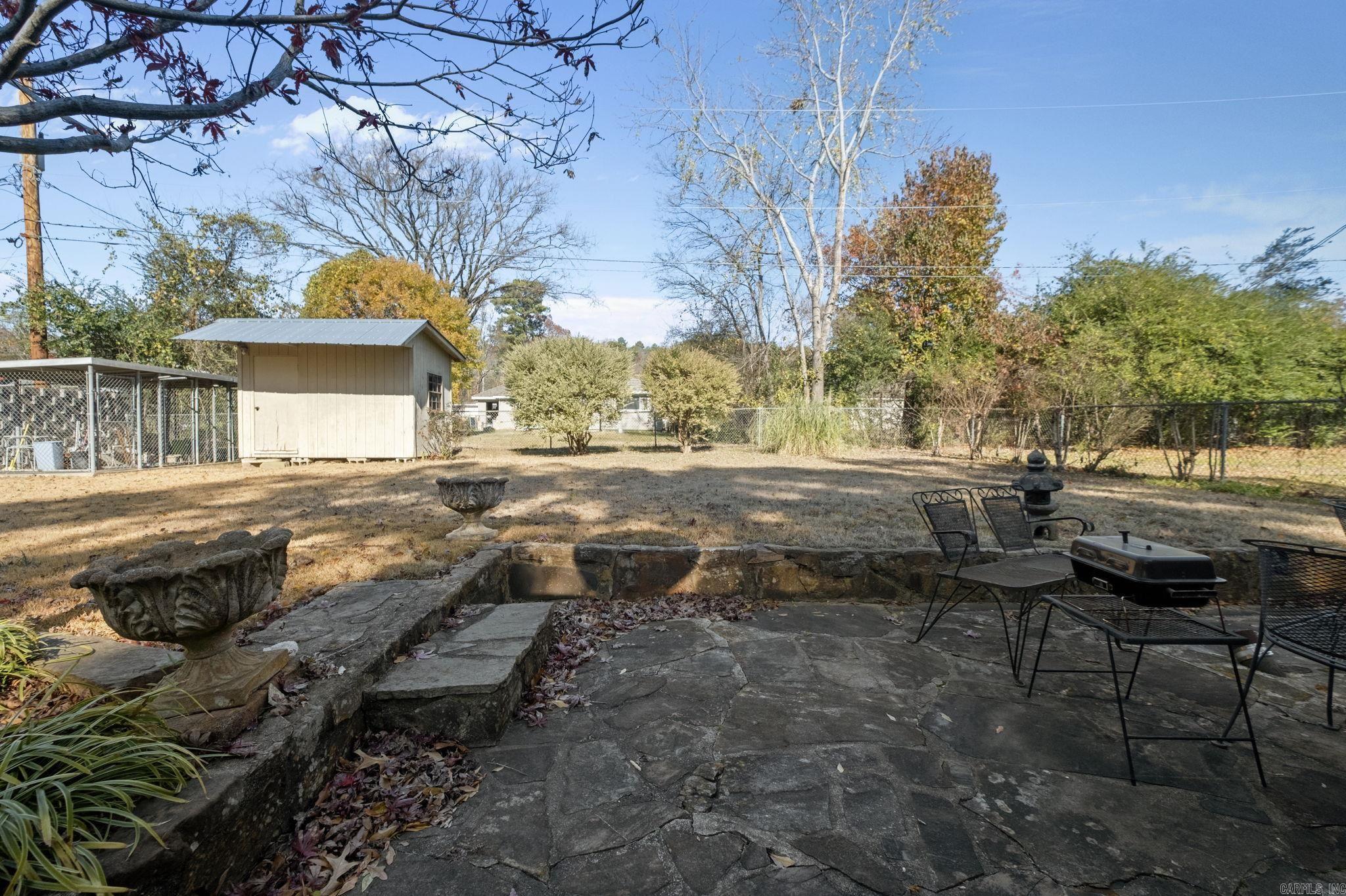 RANCH ESTATE - Residential