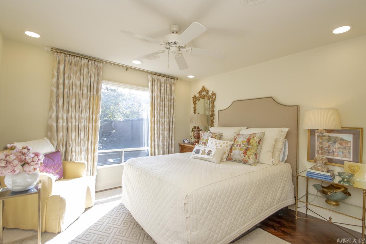 WESTRIVER TOWNHOUSES HPR - Residential