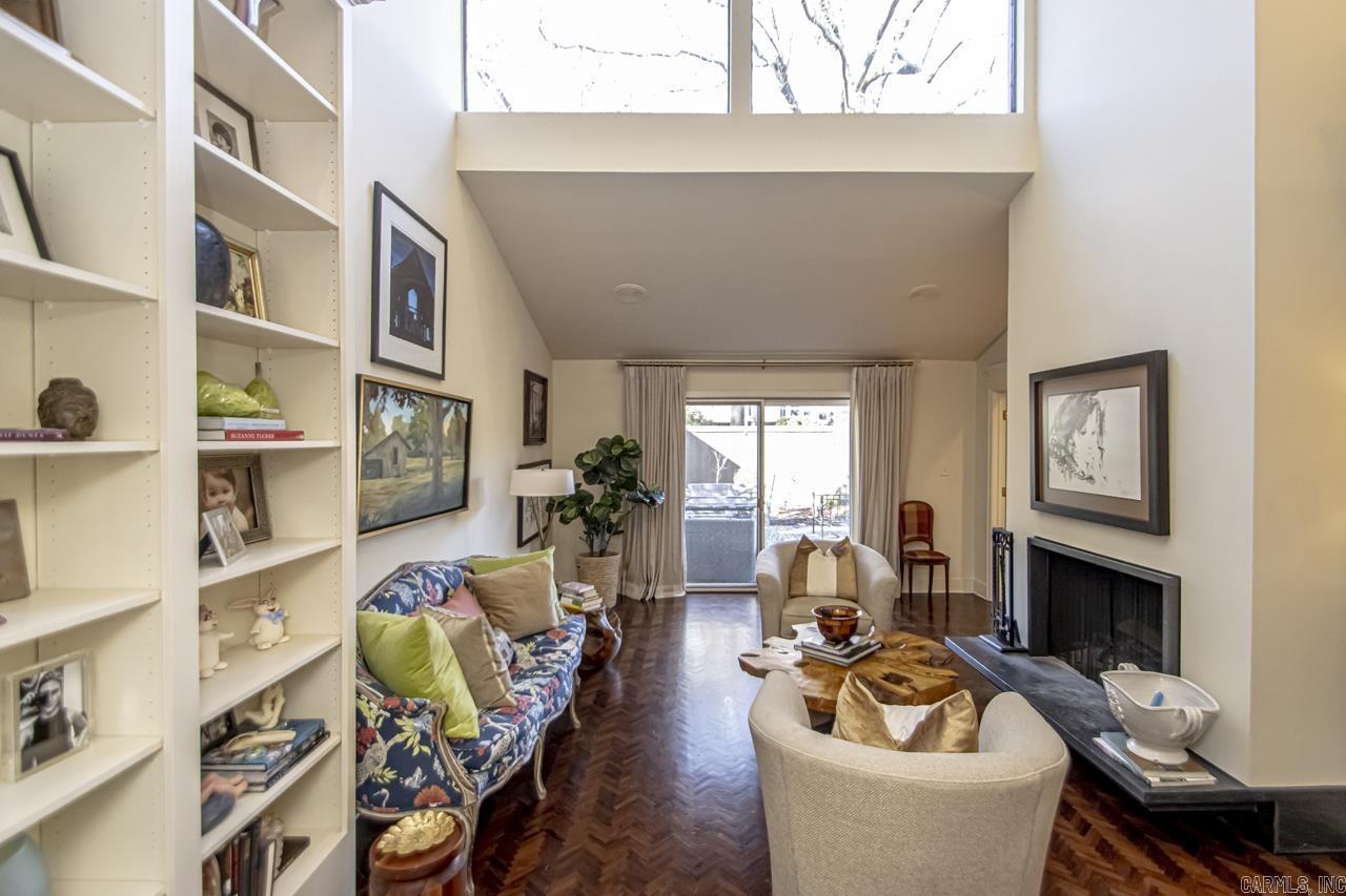 WESTRIVER TOWNHOUSES HPR - Residential