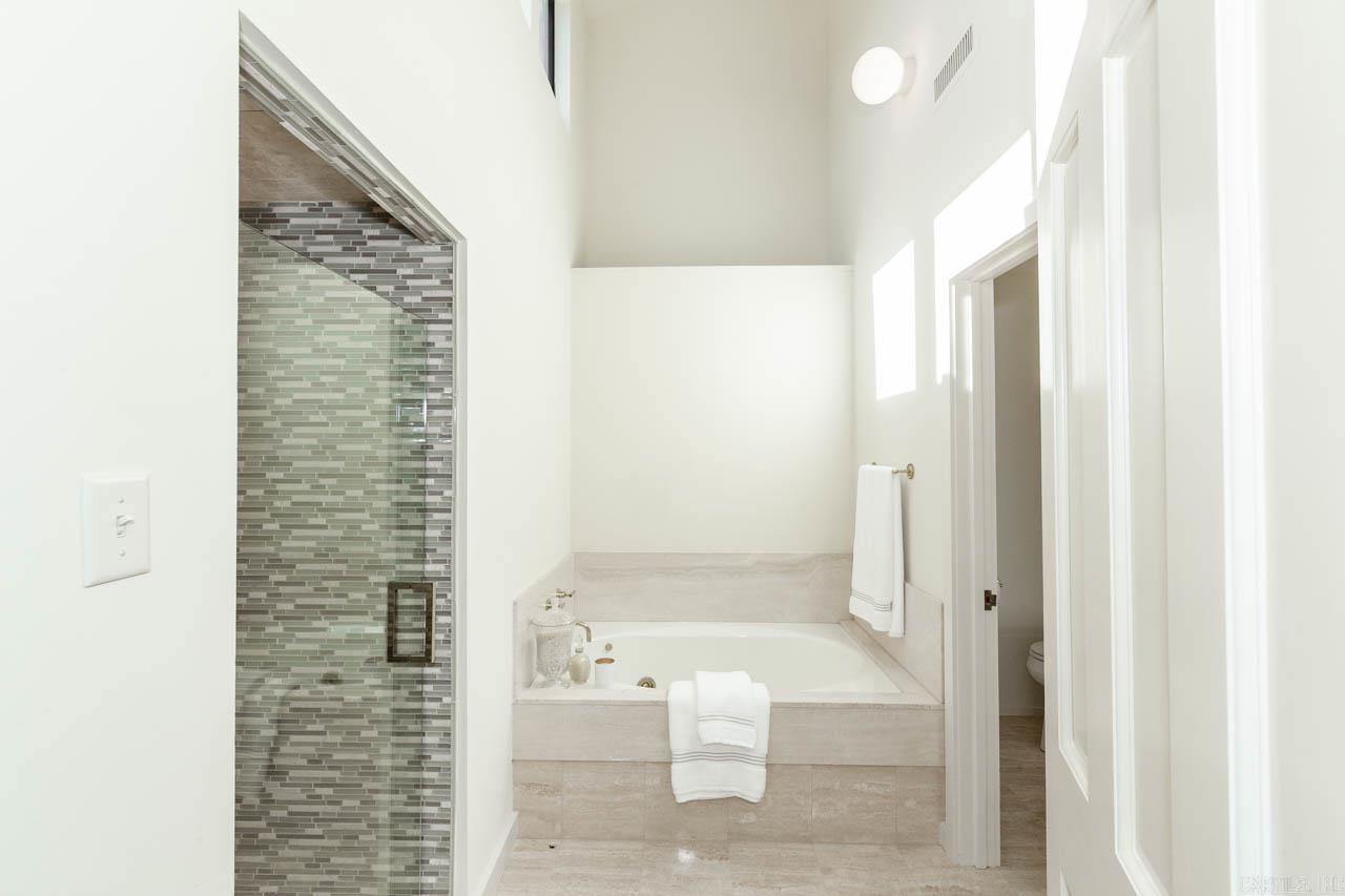 WESTRIVER TOWNHOUSES HPR - Residential