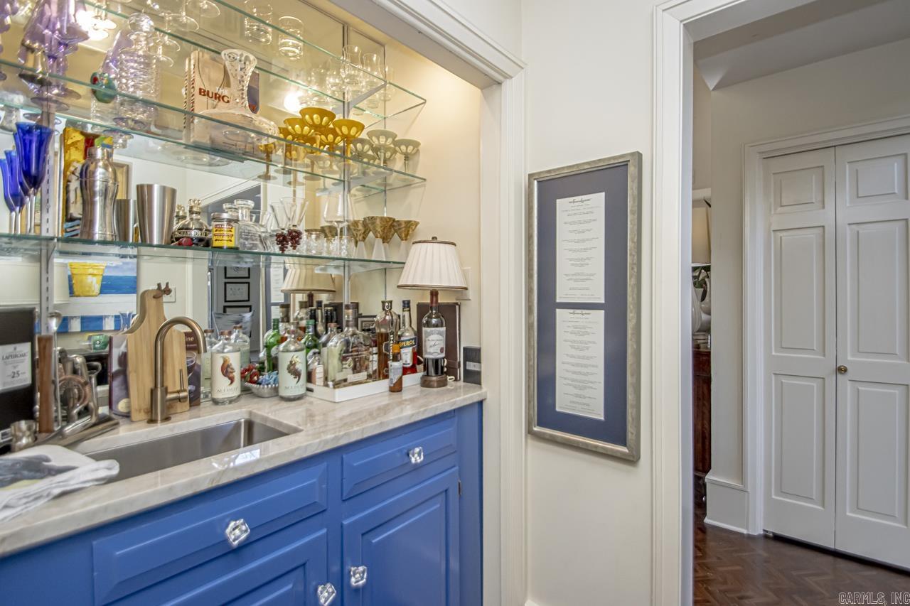 WESTRIVER TOWNHOUSES HPR - Residential