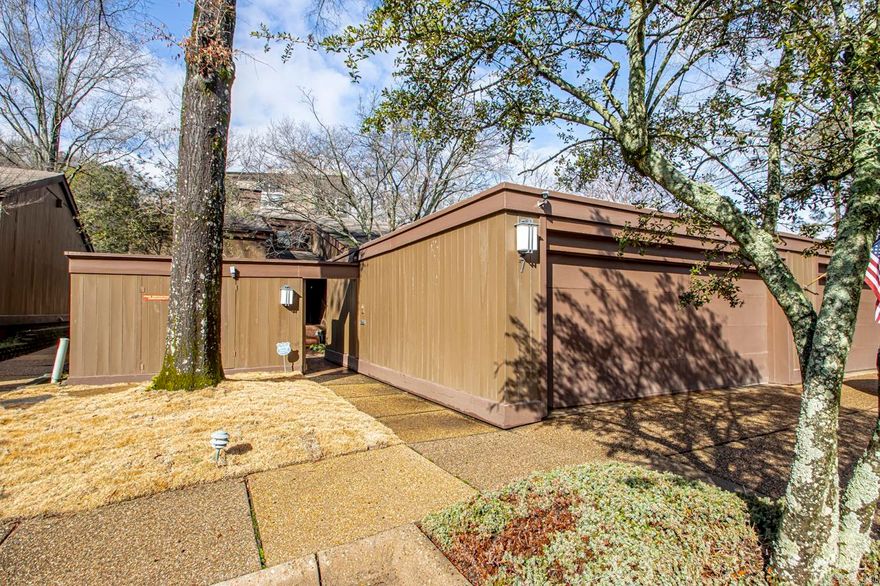 Luxury townhome, originally two units but now combined into one lovely space. Remodeled throughout, new tile flooring, and paint.  Clean lines and beautiful natural light. Elegant and very private with dipping pool and wonderful large courtyard. Gorgeous herringbone wood flooring.  Fabulous entertaining spaces. 4 car garage. Absolute perfection.