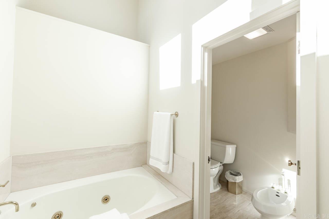 WESTRIVER TOWNHOUSES HPR - Residential