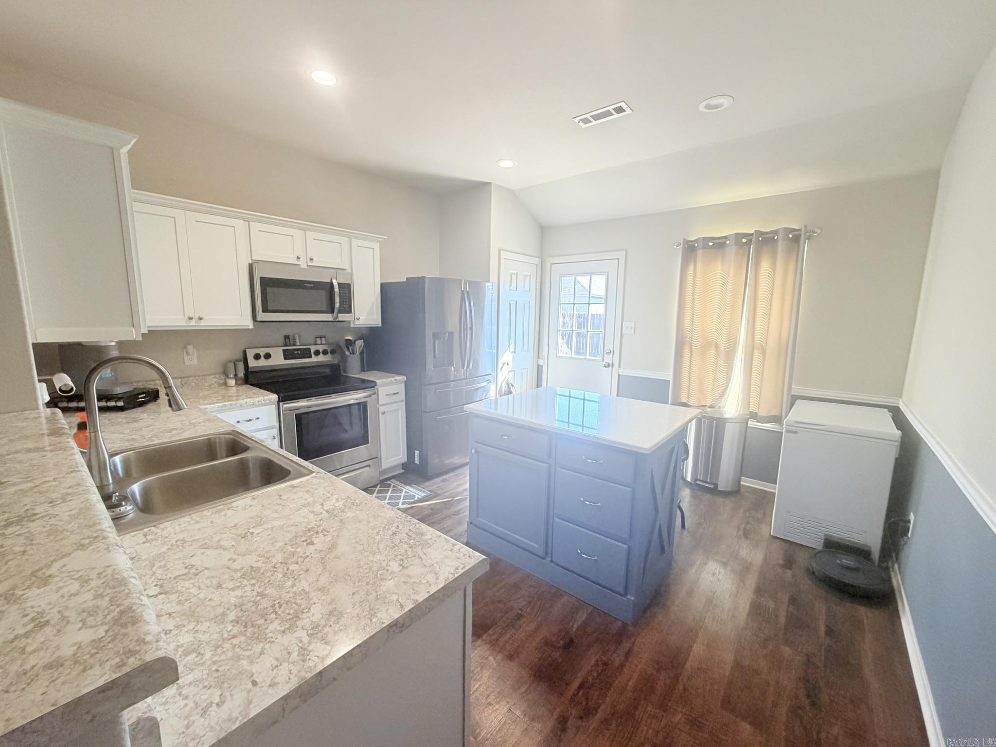 TERRACE MEADOWS - Residential