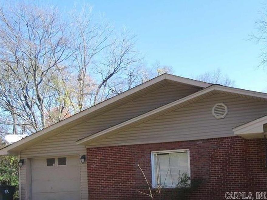 Great investment opportunity in downtown Little Rock. See agents remark.