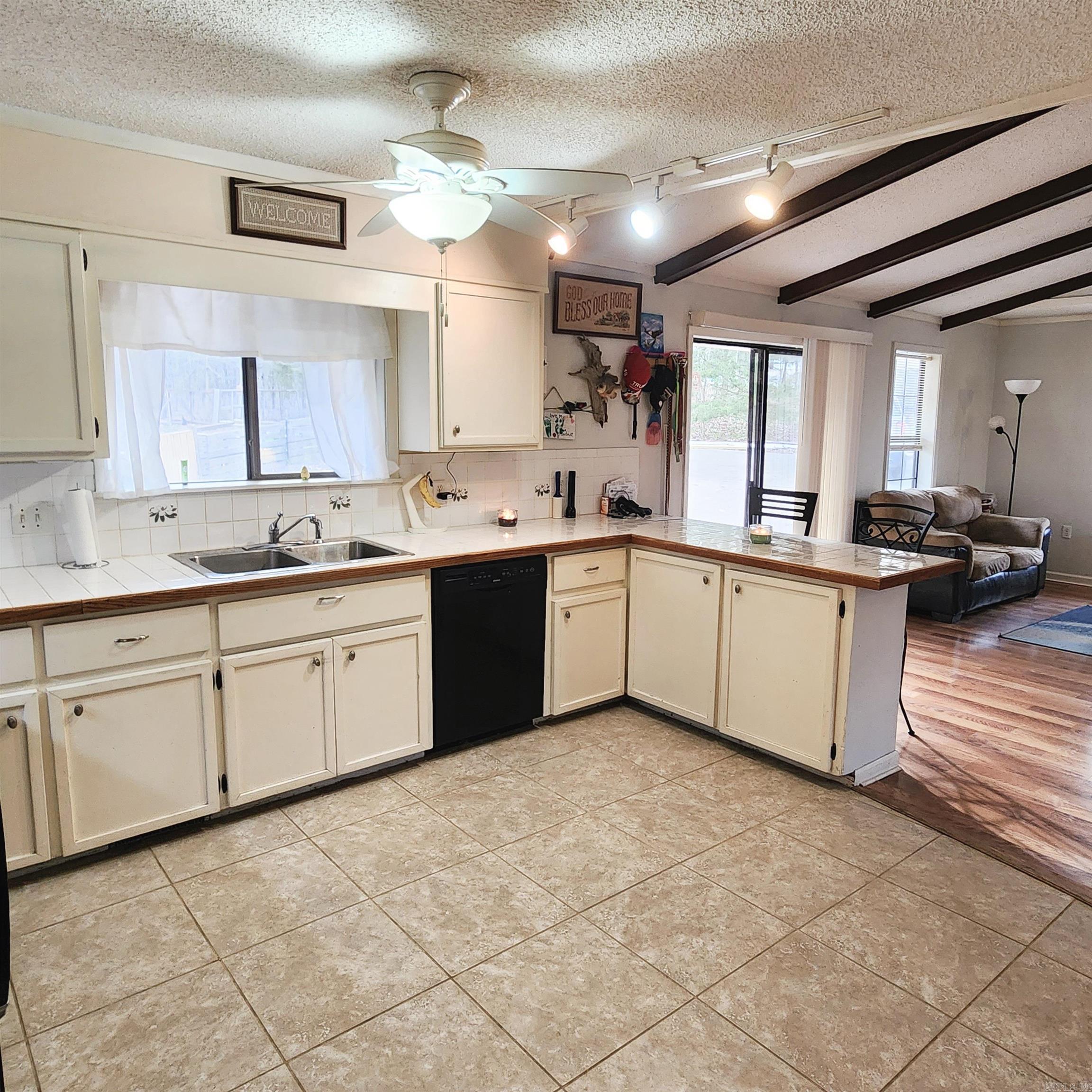 Mystic Isle - Residential