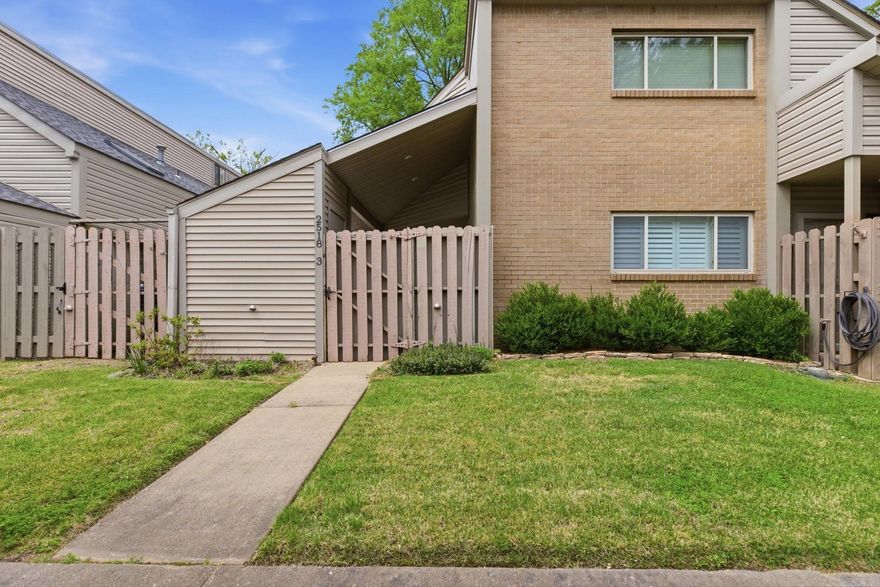 Welcome to this stunning Round River condo that perfectly blends modern style with unbeatable location! The open-concept main floor showcases beautifully upgraded kitchen featuring brand new quartz countertops, sleek stainless steel appliances, and a gas range, all of which stay with the home. Upstairs, you'll find three spacious bedrooms (one ideal as a home office or nursery) and two and a half thoughtfully designed bathrooms. Elfa shelving systems in the pantry and primary closet add custom organization to make daily life effortless. Step outside to fabulous outdoor living spaces that invite you to relax, entertain, or simply enjoy the views. With its loft-inspired design and downtown vibe, this condo feels like a slice of urban living, but with a setting most city dwellers only dream about. Located right on the River Trail, you're just a quick bike ride from the iconic Big Dam Bridge and the vibrant restaurant scene in Riverdale. Whether you're looking for a stylish primary residence, a low-maintenance lifestyle home, or a perfect lock-and-leave property, this one checks every box. Includes additional storage for your gear, bikes, and seasonal items. Welcome home!