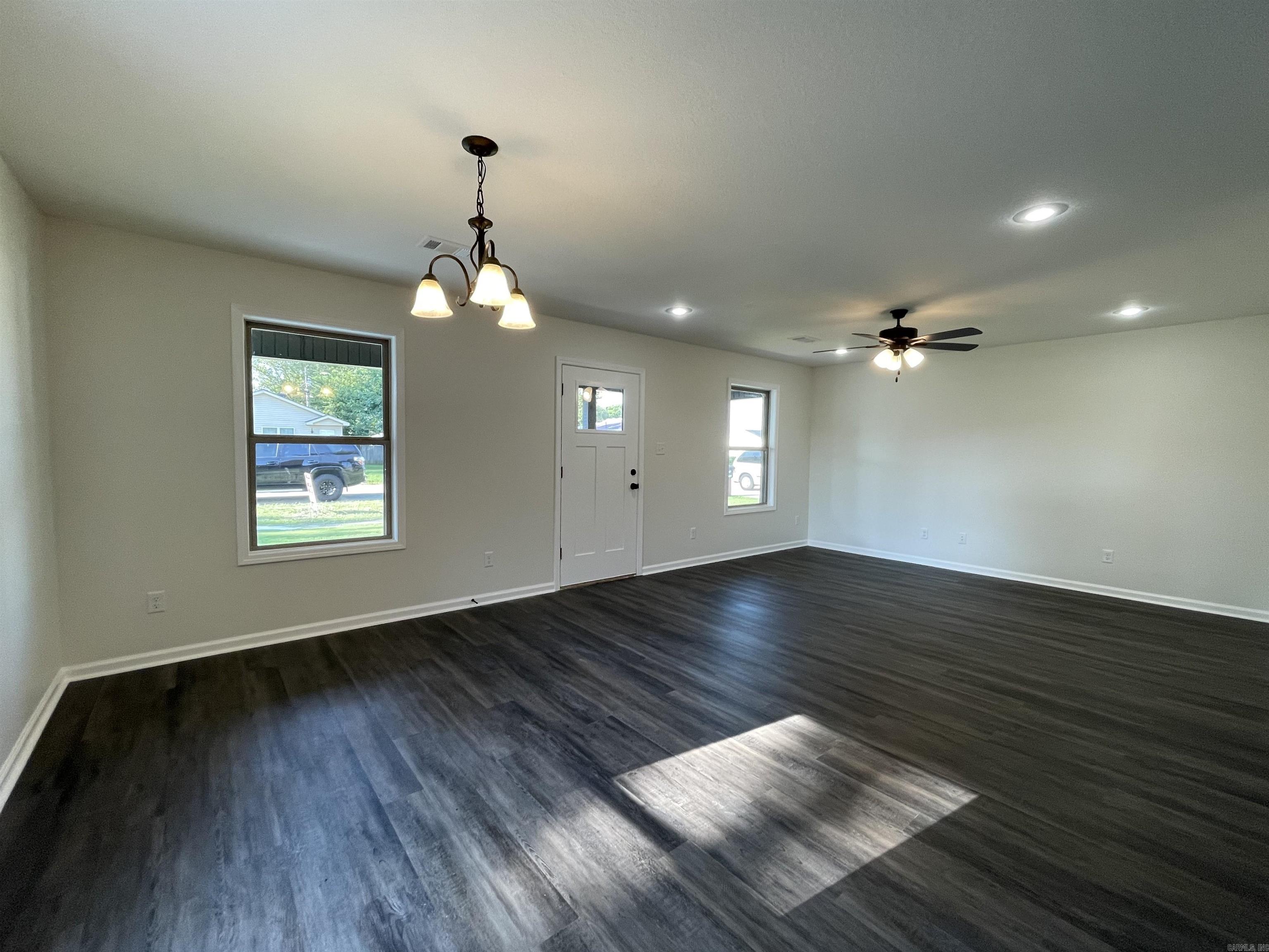 POINSETT LUMBER & MFG CO 4TH - Residential