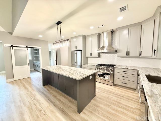 MAJESTIC POINTE - Residential