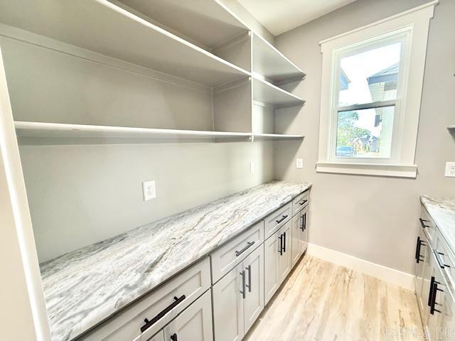 MAJESTIC POINTE - Residential