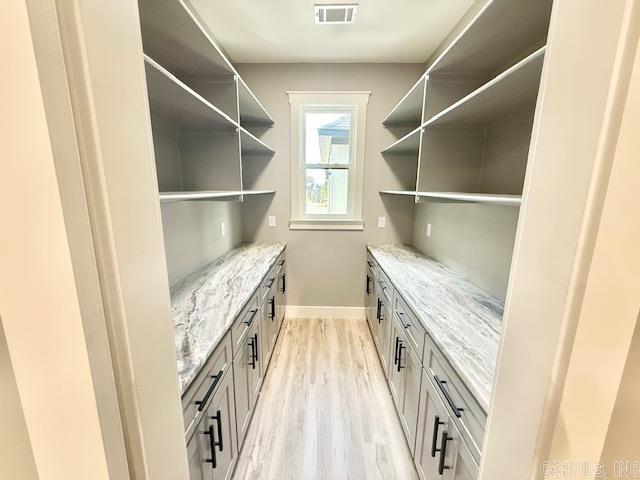 MAJESTIC POINTE - Residential