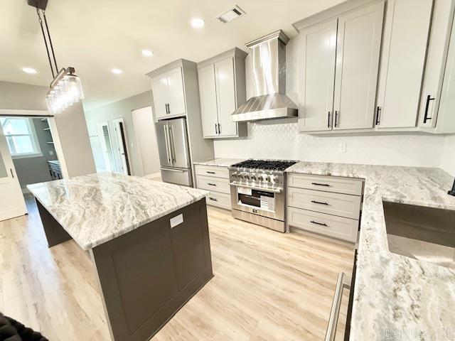 MAJESTIC POINTE - Residential