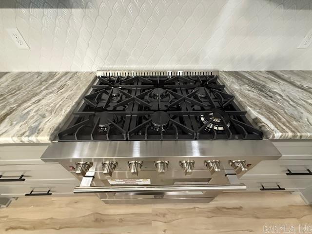 MAJESTIC POINTE - Residential