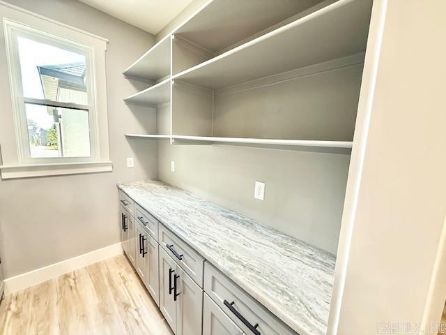 MAJESTIC POINTE - Residential