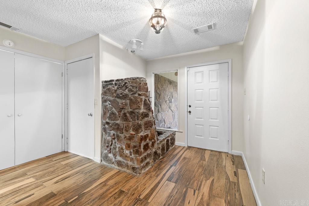 PIONEER ACRES - Residential