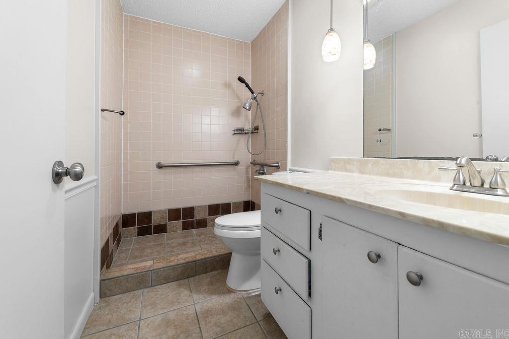 PIONEER ACRES - Residential