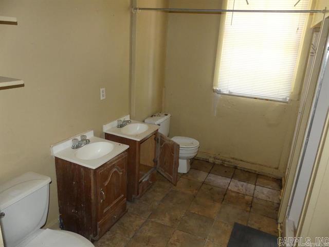 Rector & Moore - Residential