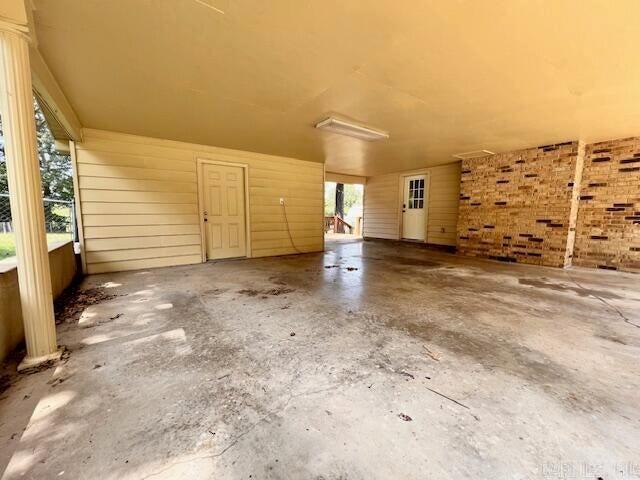 HUSKEY - Residential