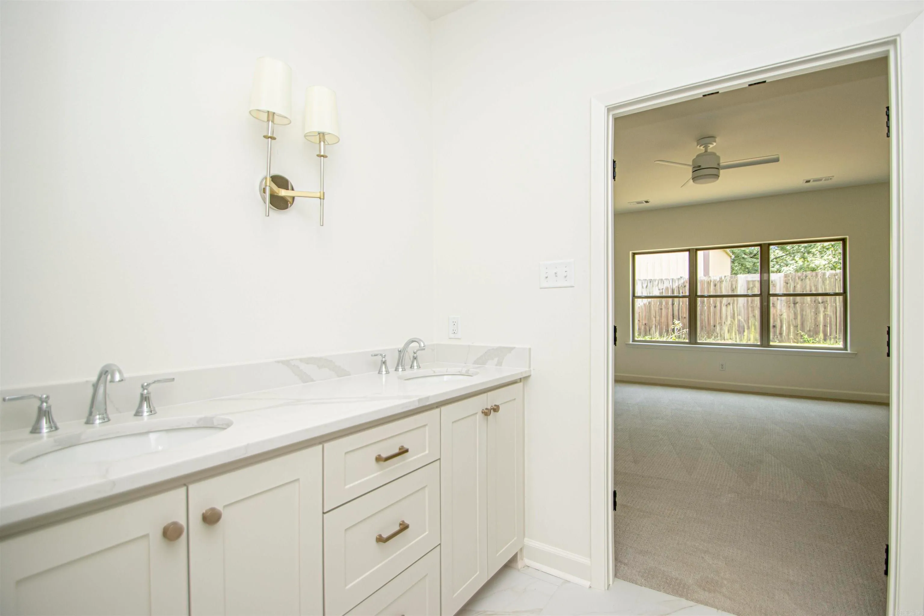 Benton, Arkansas 72019, United States, 3 Bedrooms Bedrooms, ,2 BathroomsBathrooms,Residential,Active,26502