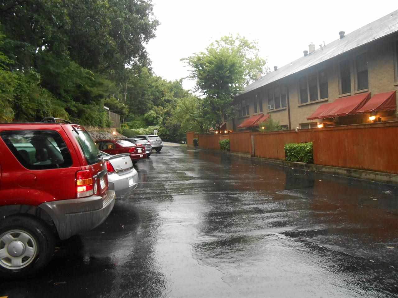 KAVANAUGH PLACE COND - Residential