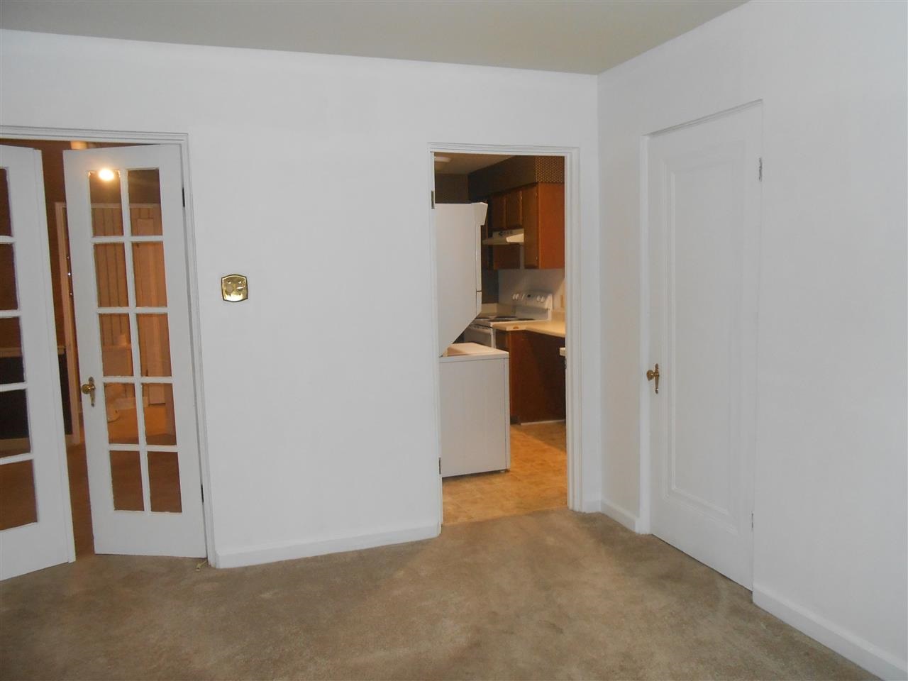 KAVANAUGH PLACE COND - Residential