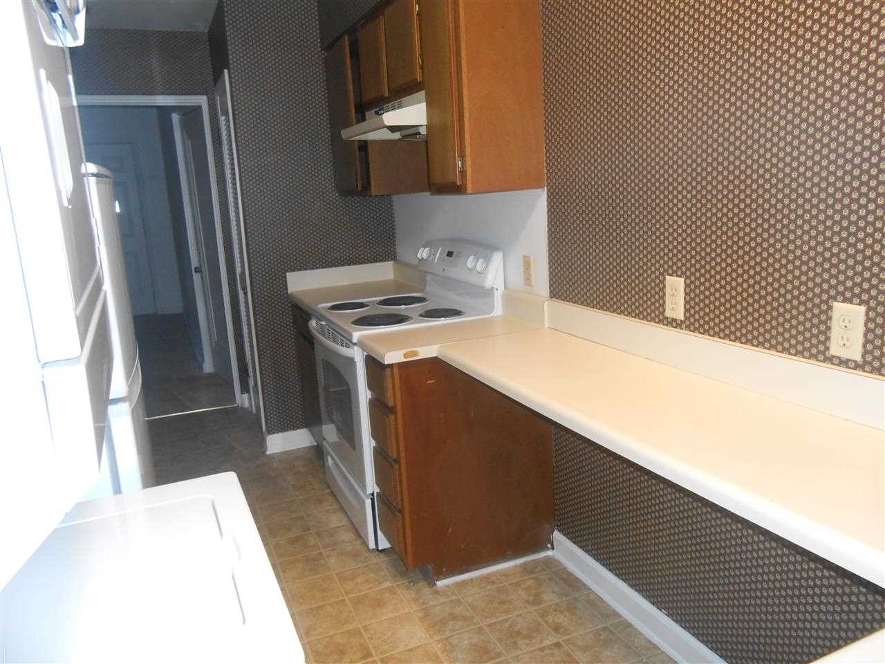 KAVANAUGH PLACE COND - Residential