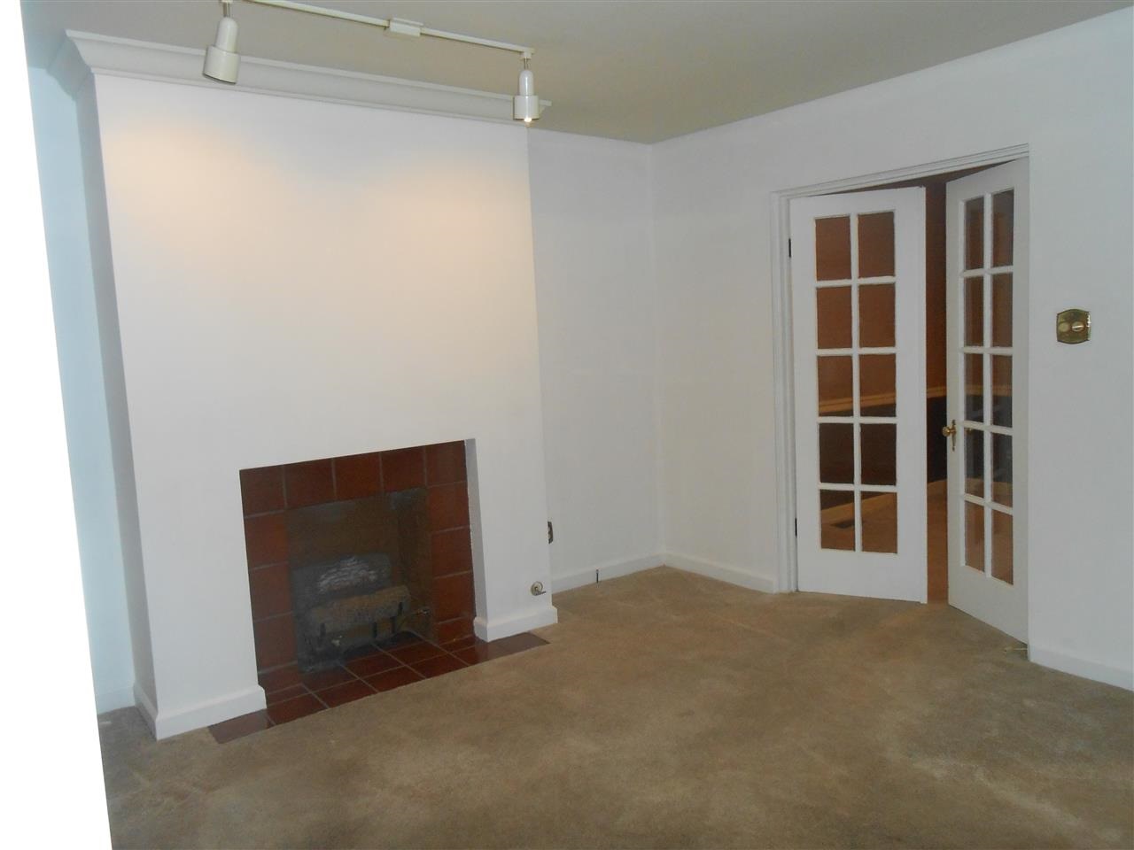 KAVANAUGH PLACE COND - Residential