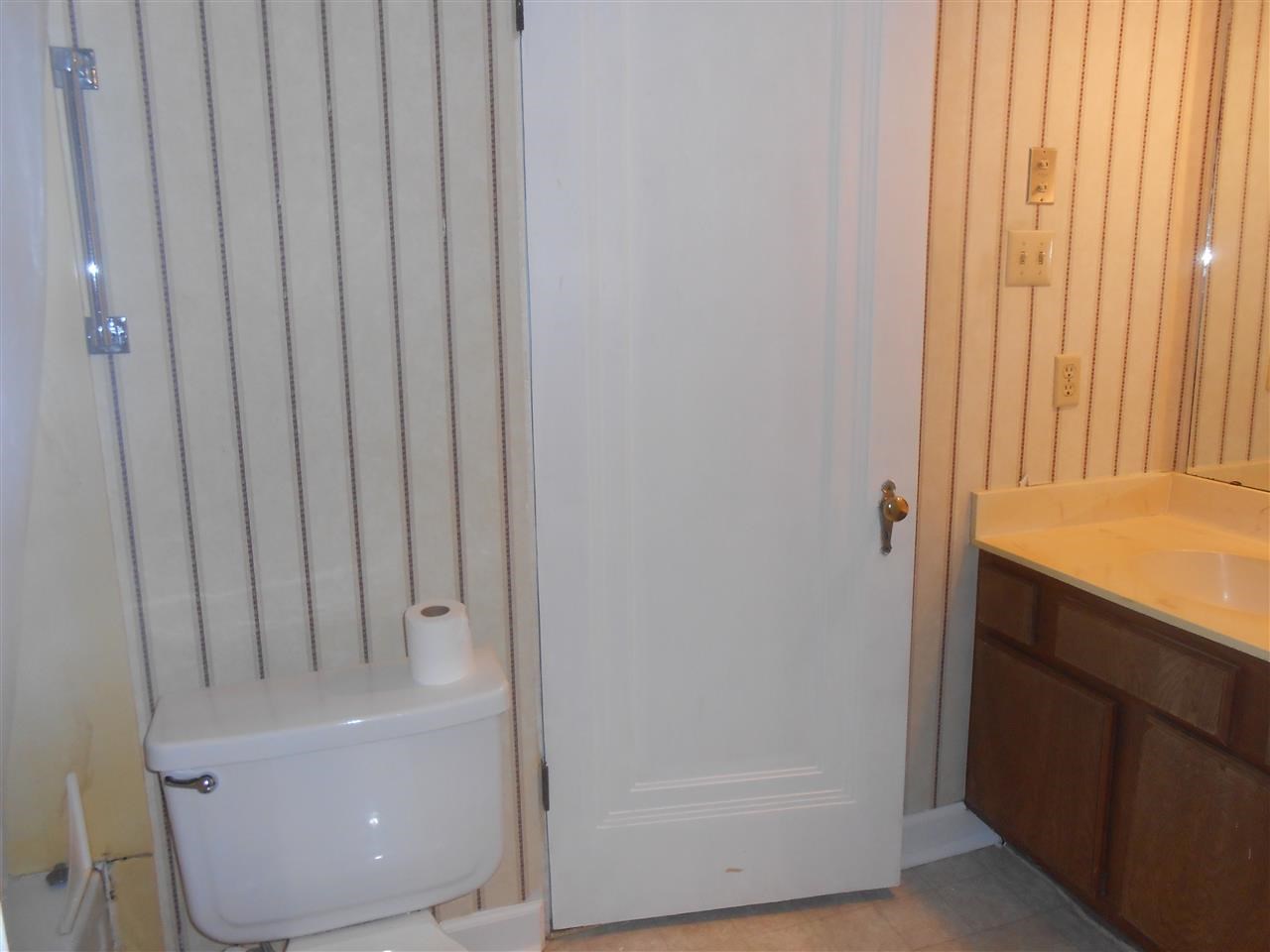 KAVANAUGH PLACE COND - Residential