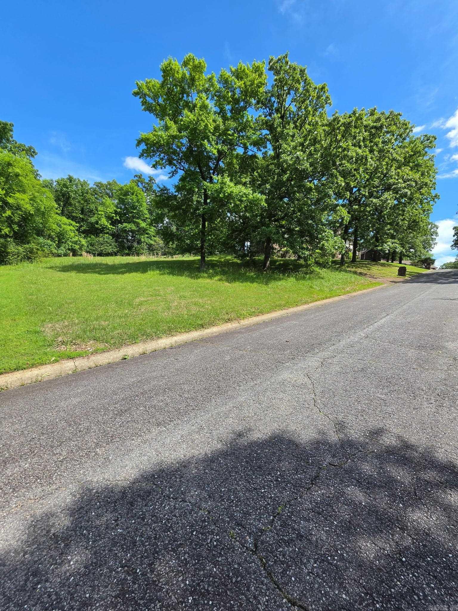 Eastgate 2 - Land
