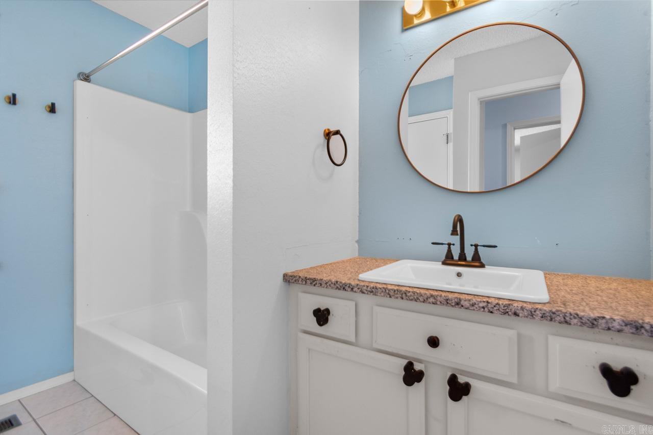 BRYANT MEADOWS - Residential