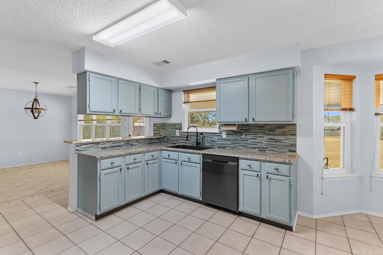 BRYANT MEADOWS - Residential