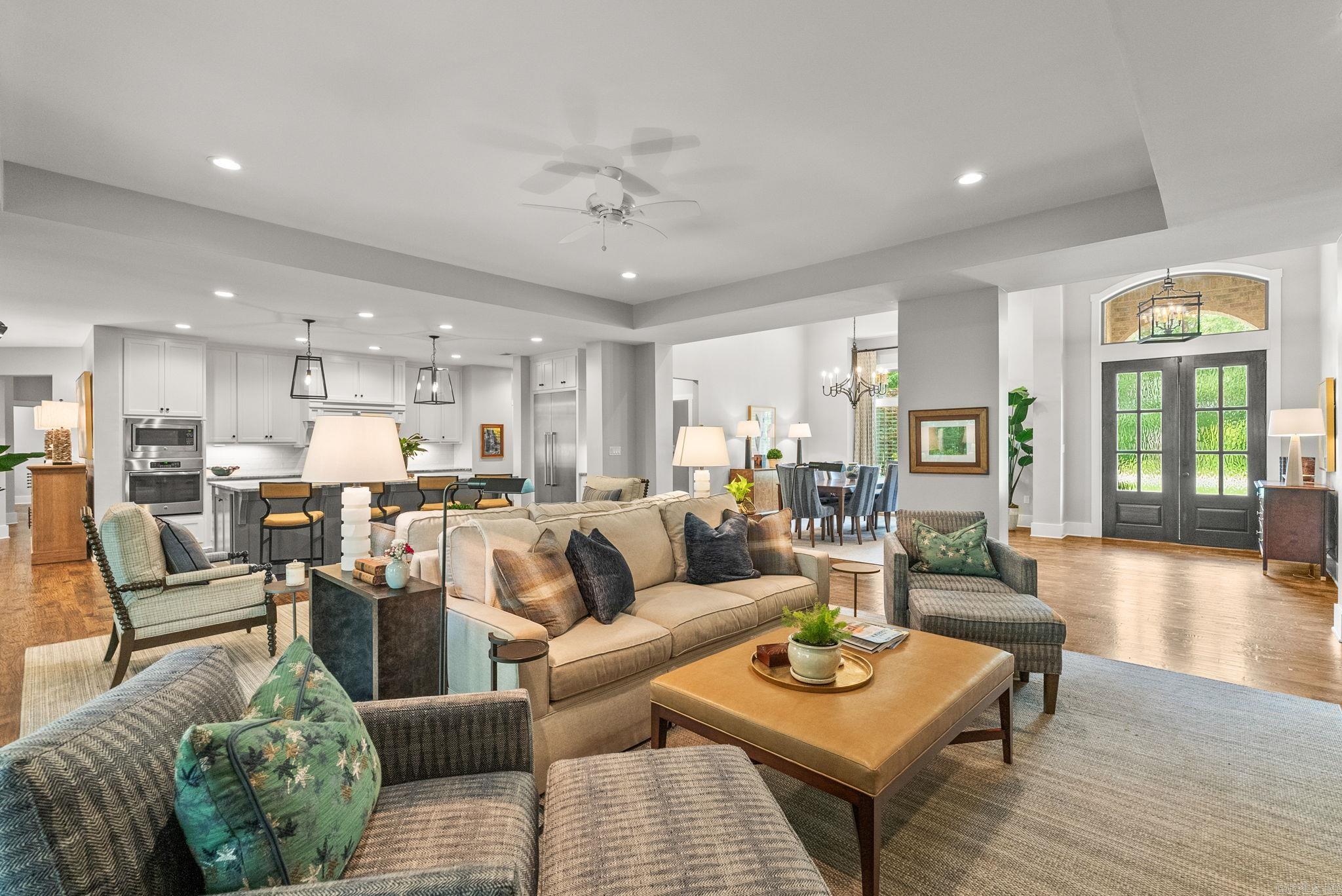 WOODLANDS EDGE - Residential