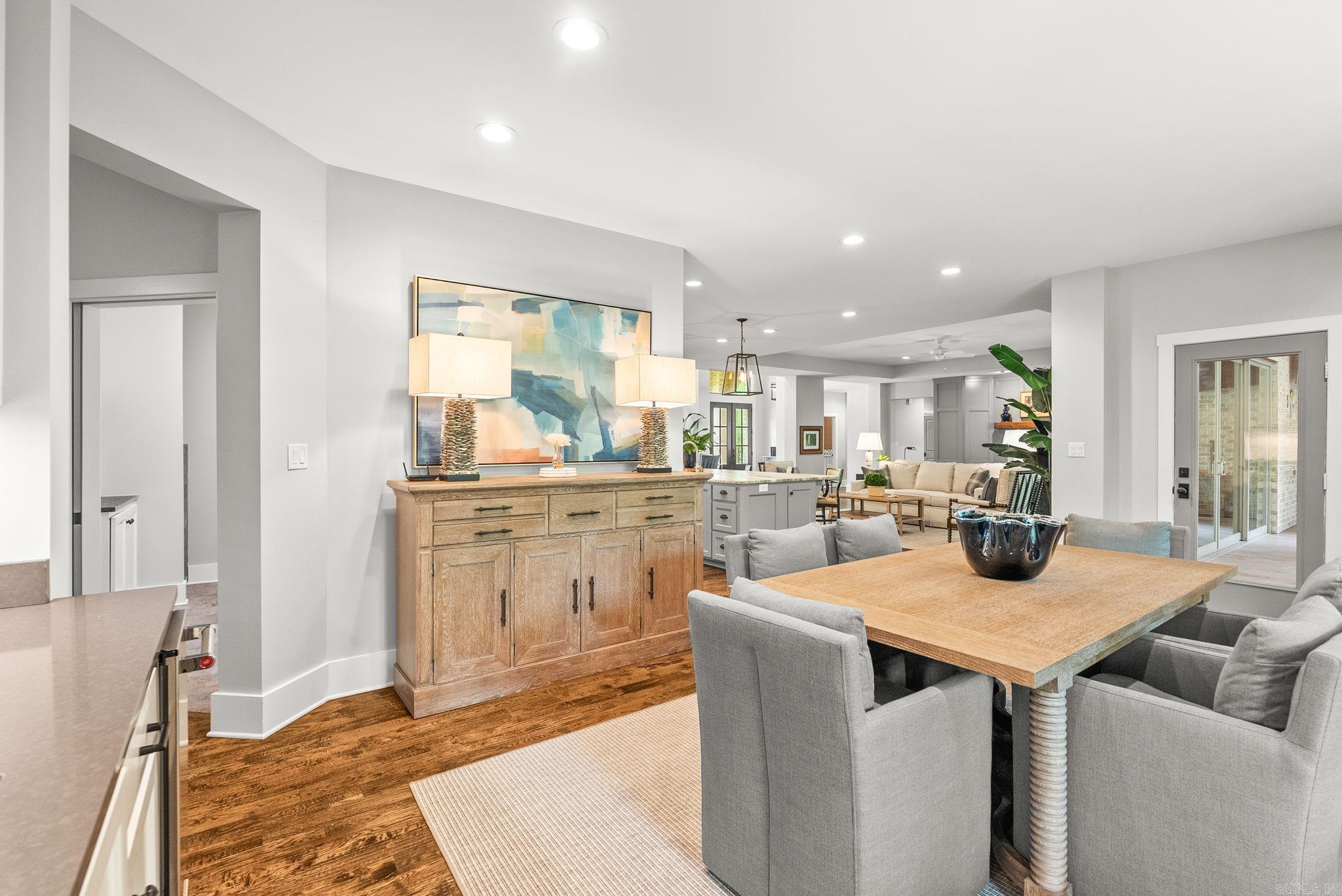 WOODLANDS EDGE - Residential