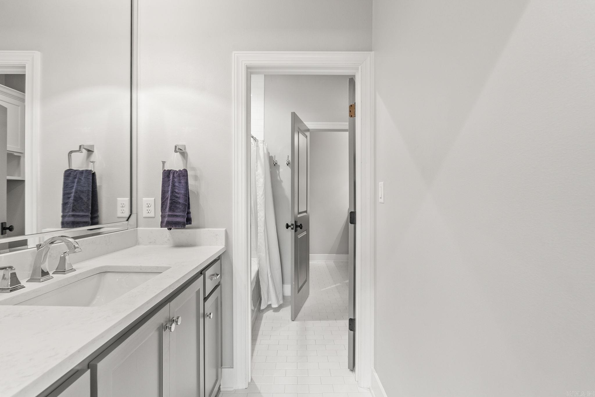 WOODLANDS EDGE - Residential