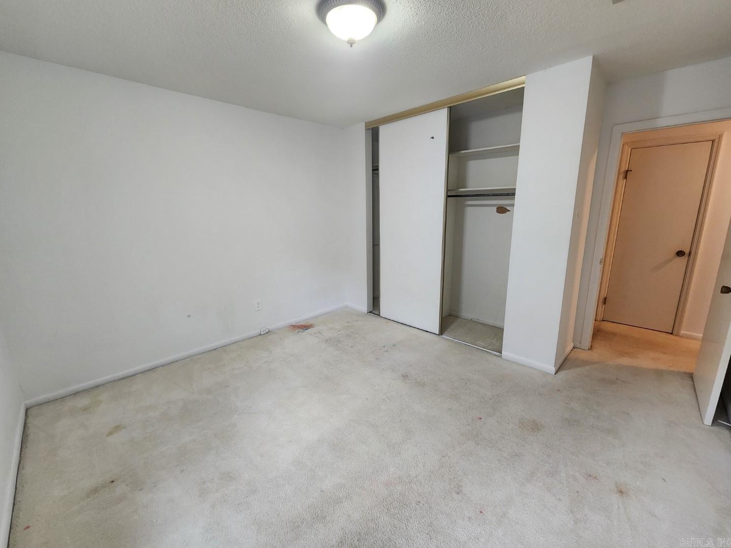 OTTER CREEK COMMUNITY - Residential