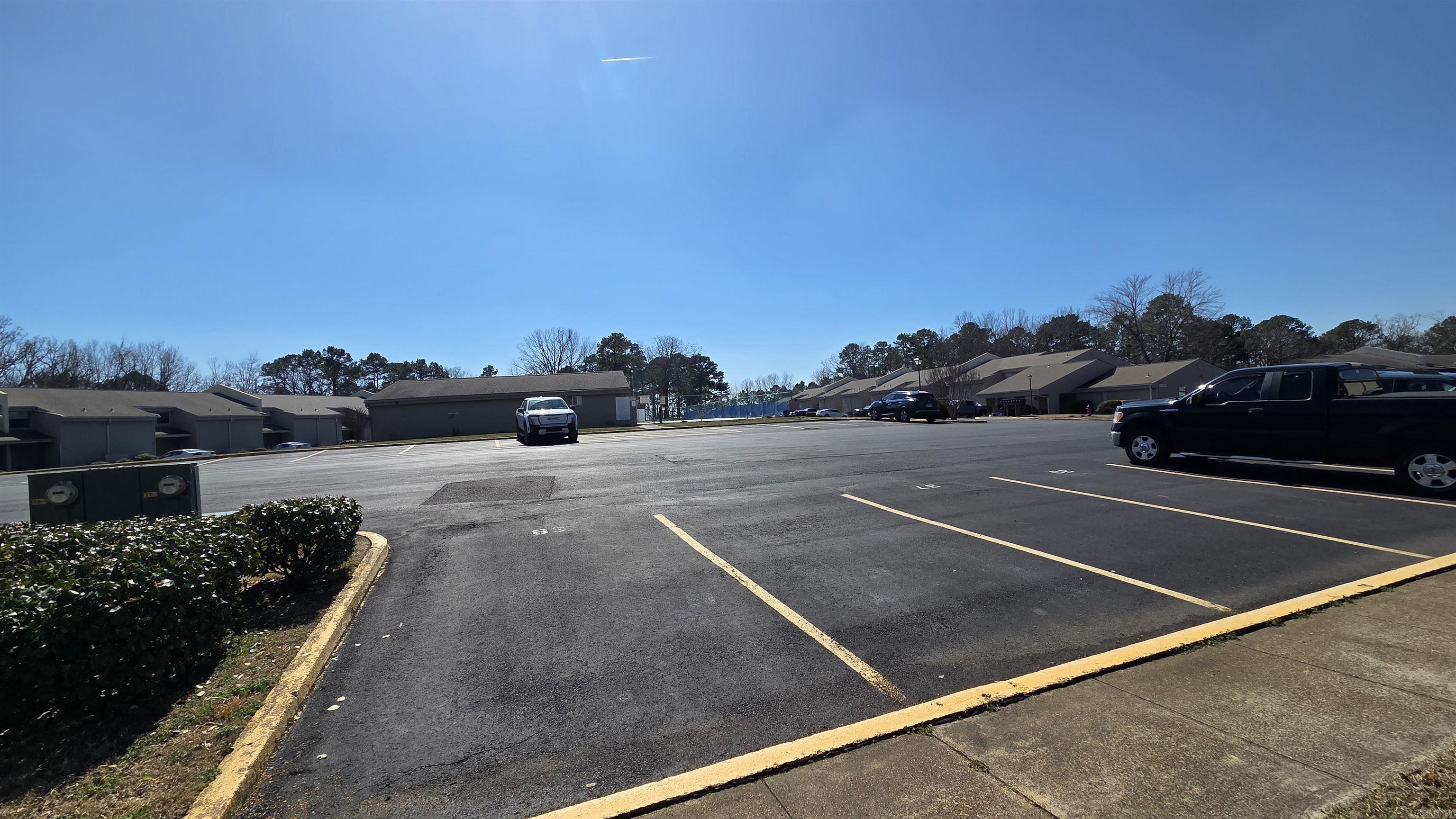 LAKEWOOD HILLS CONDO - Residential