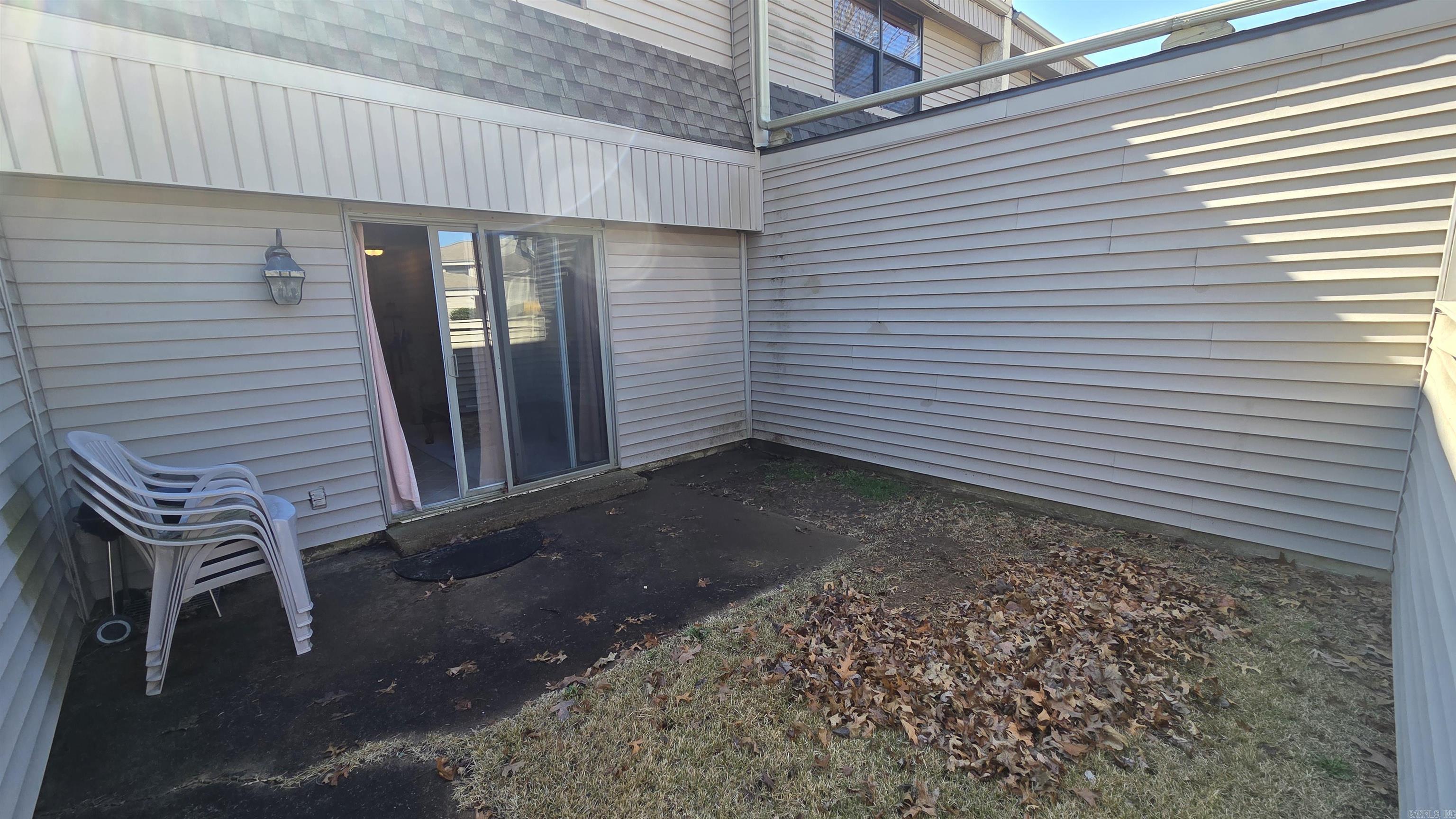 LAKEWOOD HILLS CONDO - Residential