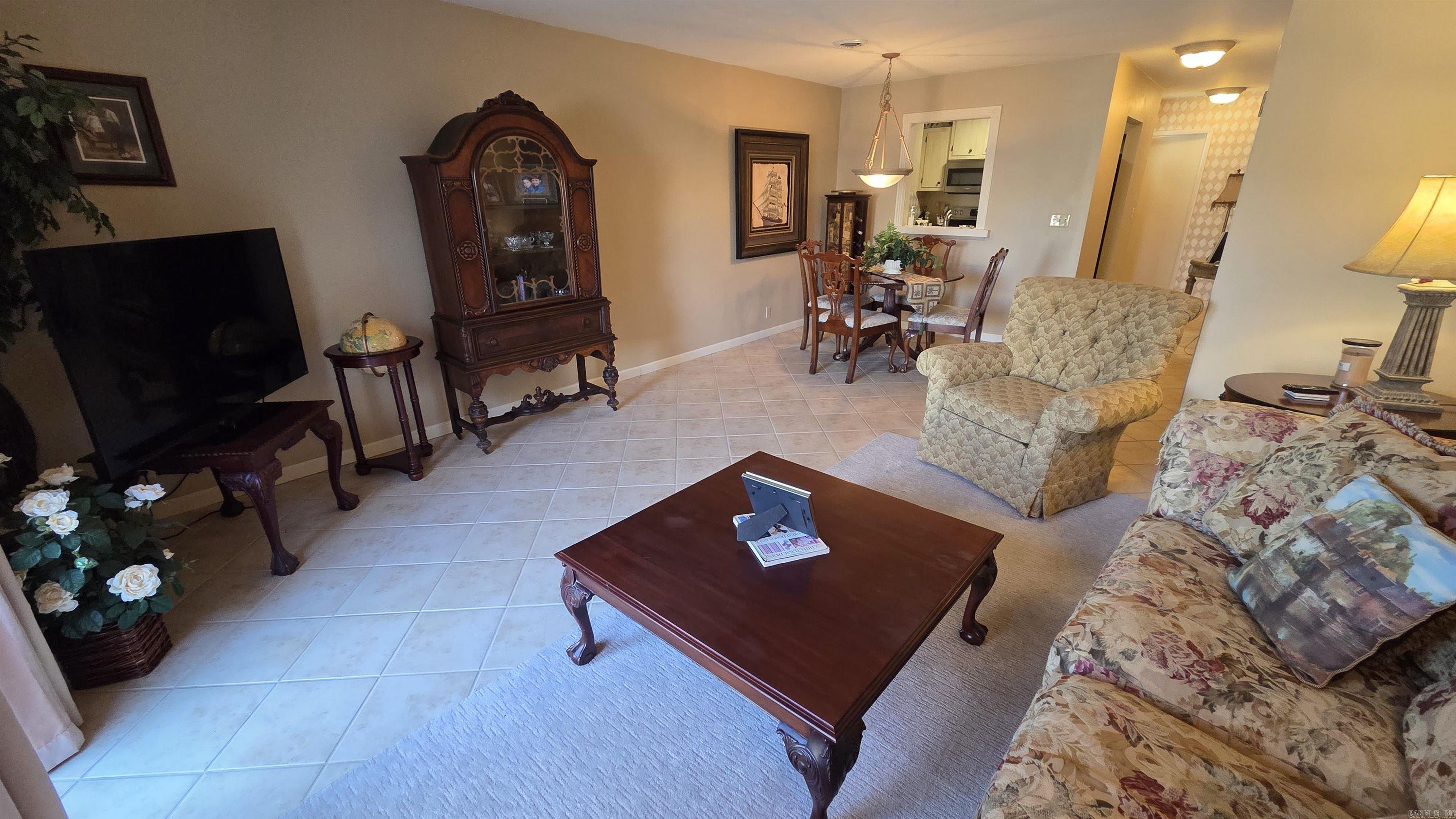 LAKEWOOD HILLS CONDO - Residential