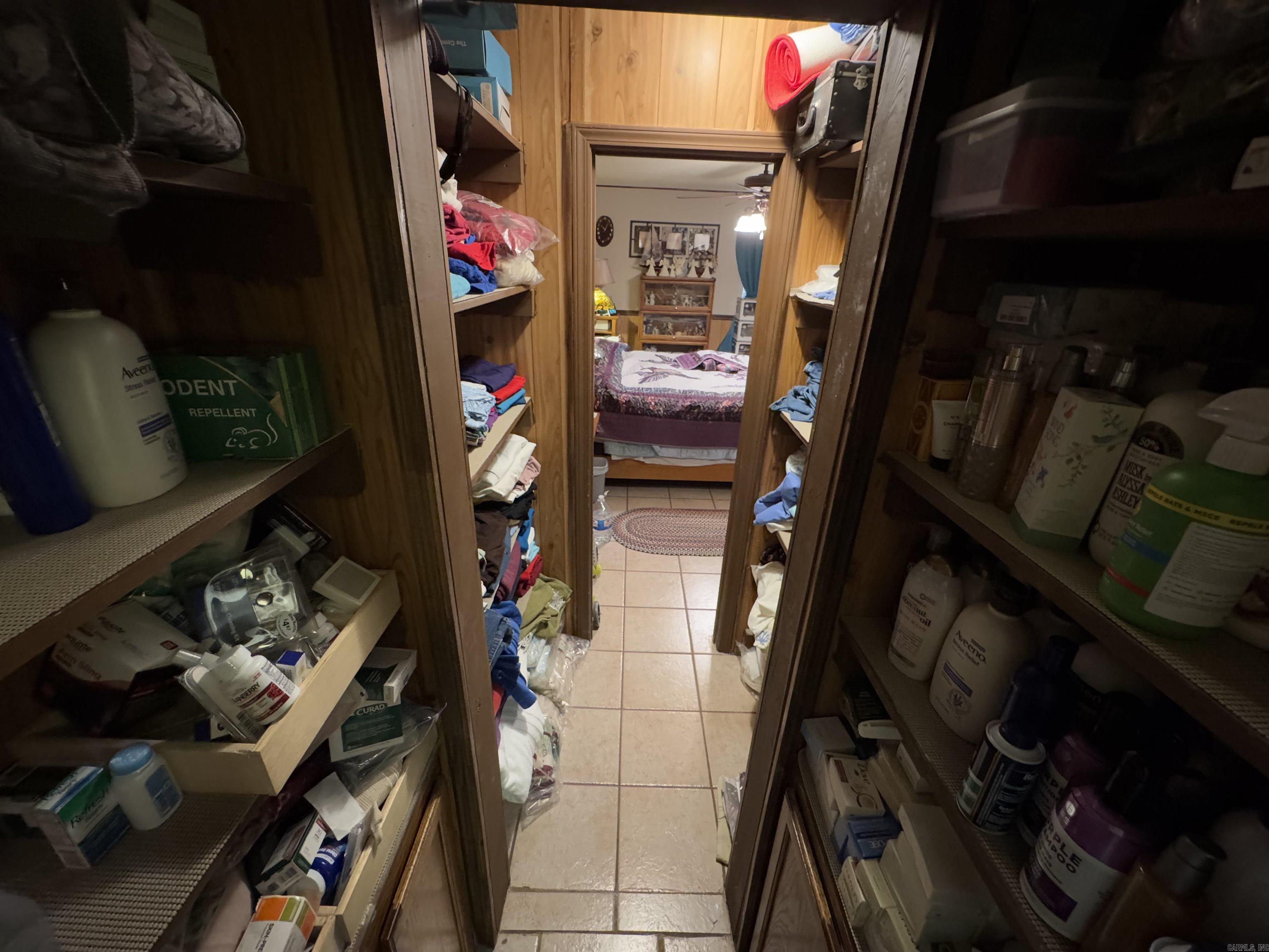 THE MEADOWS - Residential