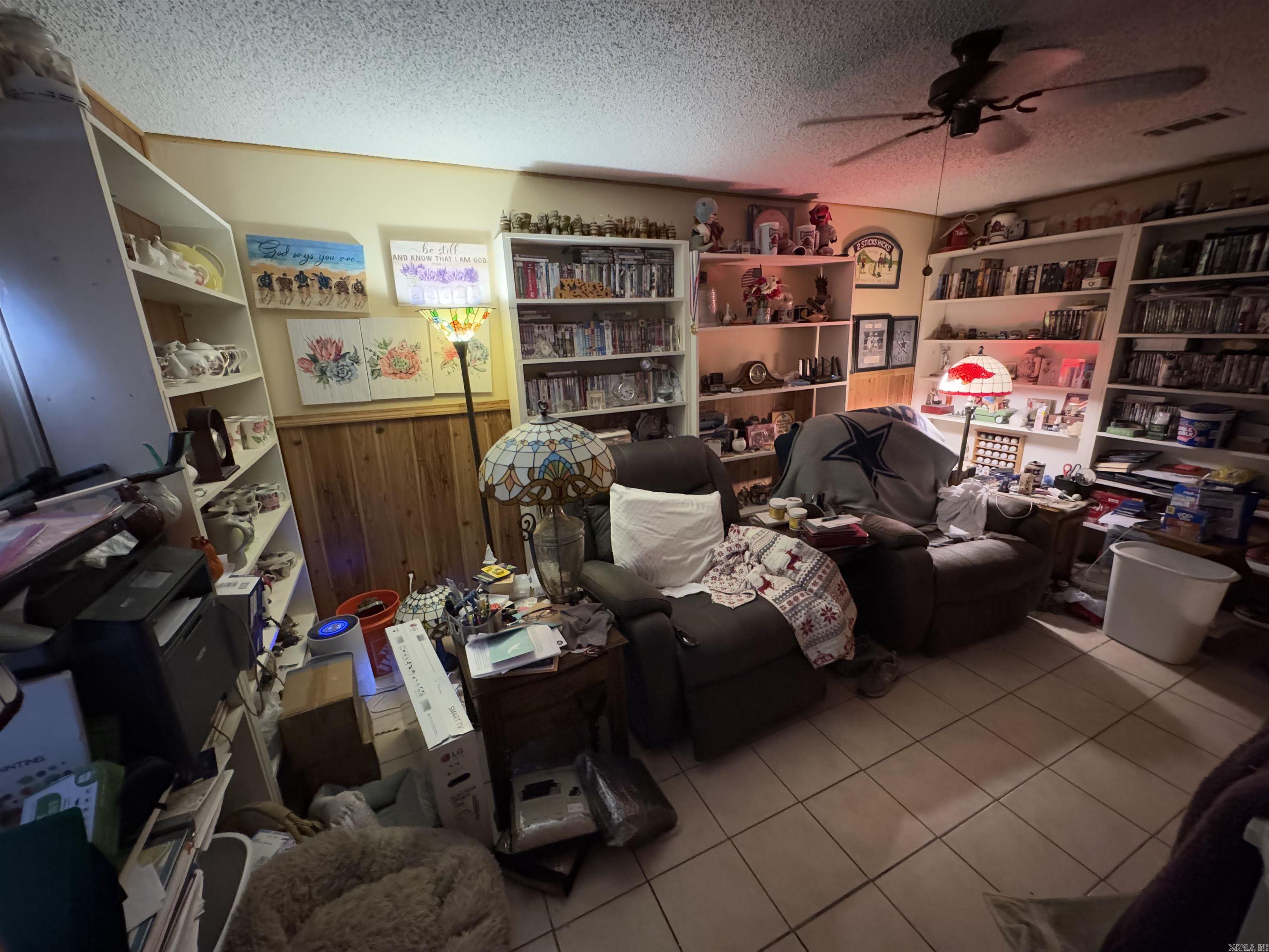 THE MEADOWS - Residential