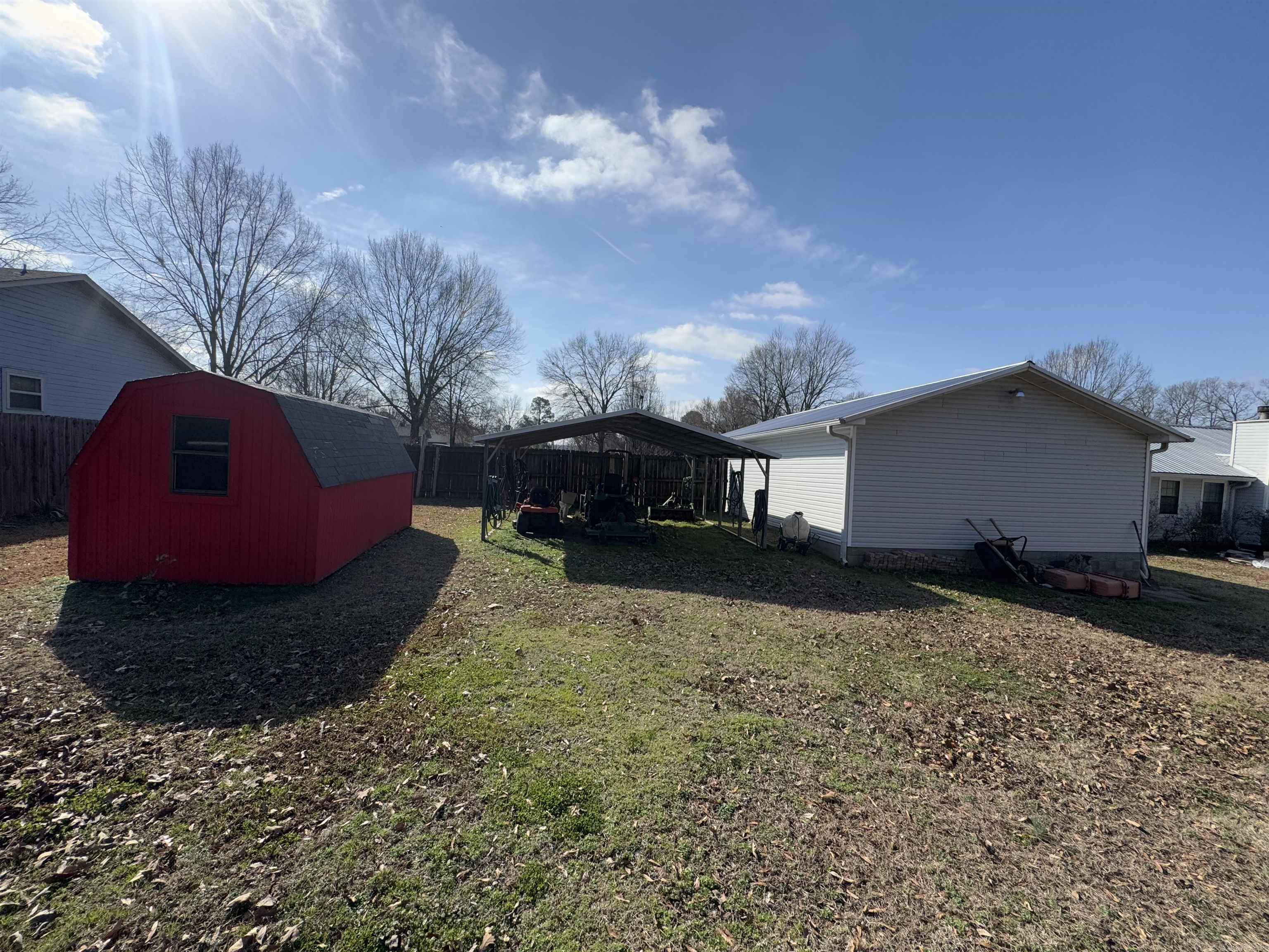 THE MEADOWS - Residential