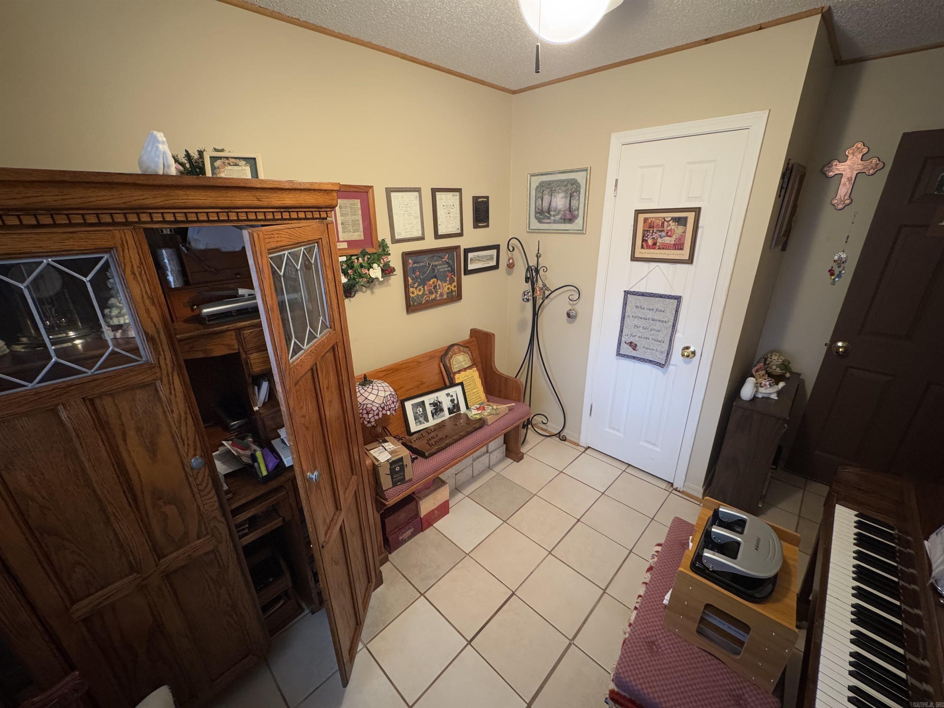 THE MEADOWS - Residential